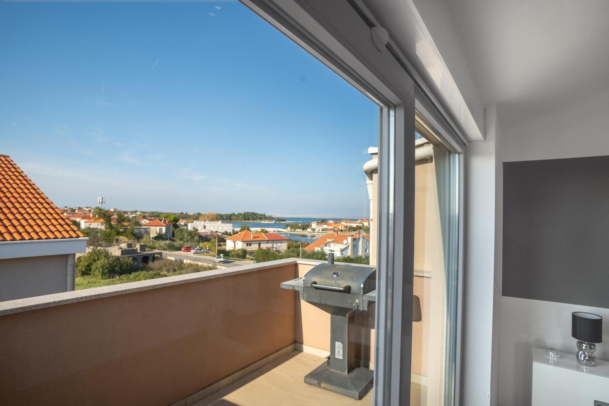 Ferienwohnung Dukat Nin Exterior foto