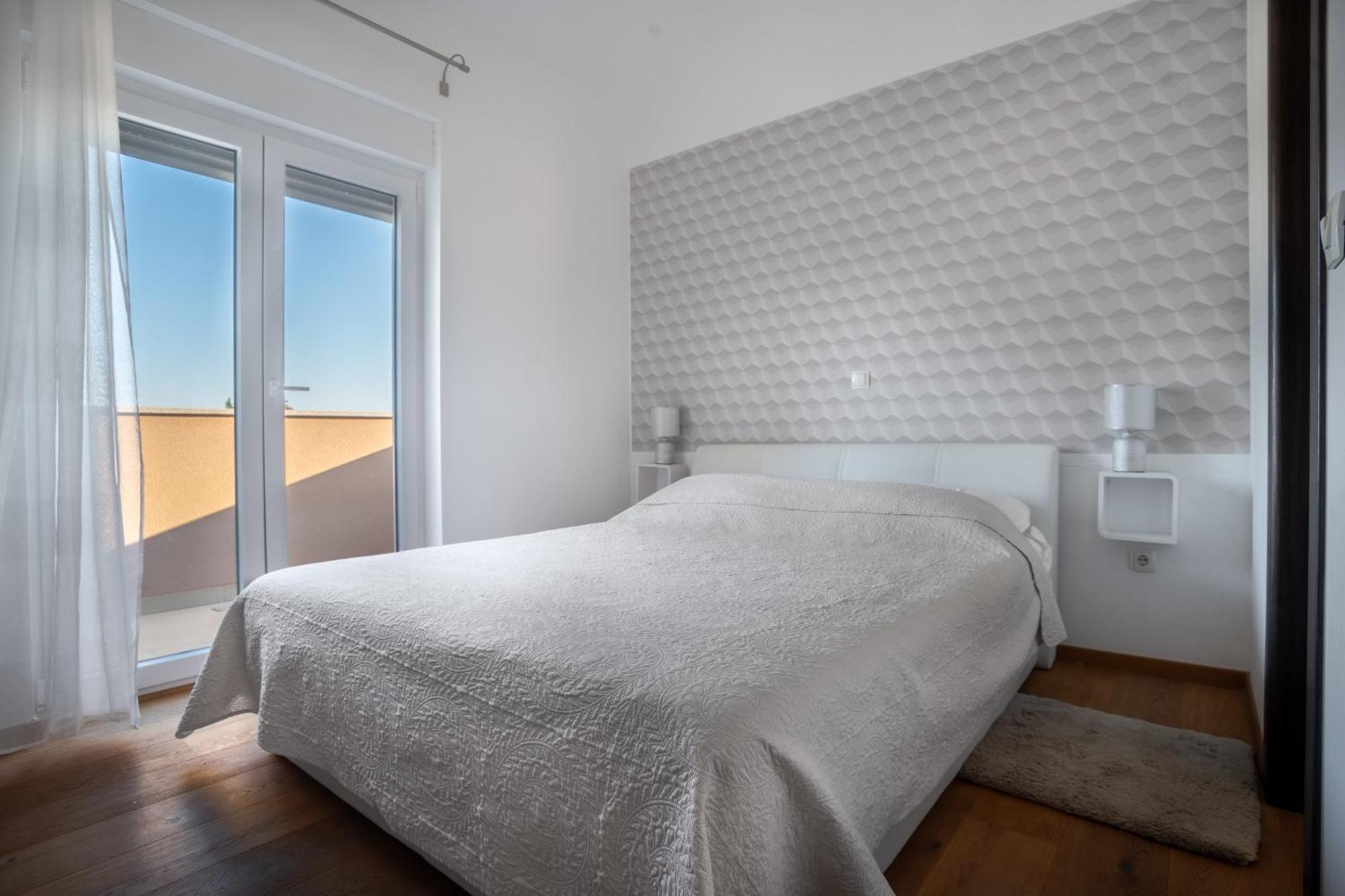Ferienwohnung Dukat Nin Exterior foto